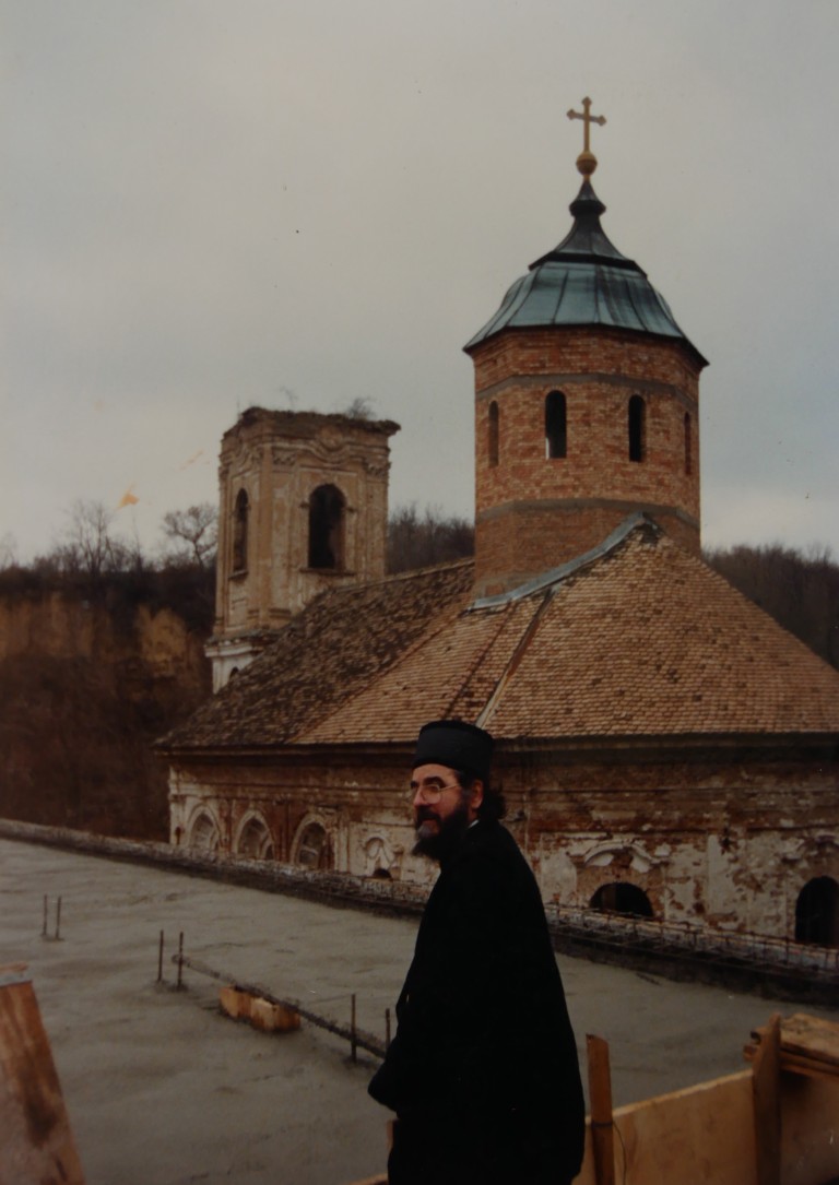 Фотографија из галерије Манастира Кувеждин, 1997 (3)
